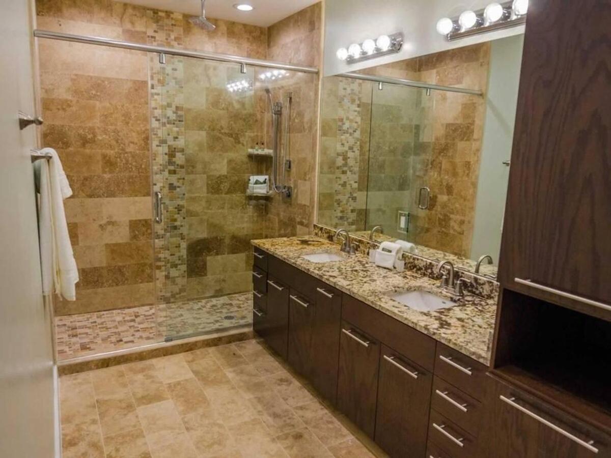 5 Bedroom Beachfront Condo - 3Rd Floor جنوب جزيرة بادري المظهر الخارجي الصورة
