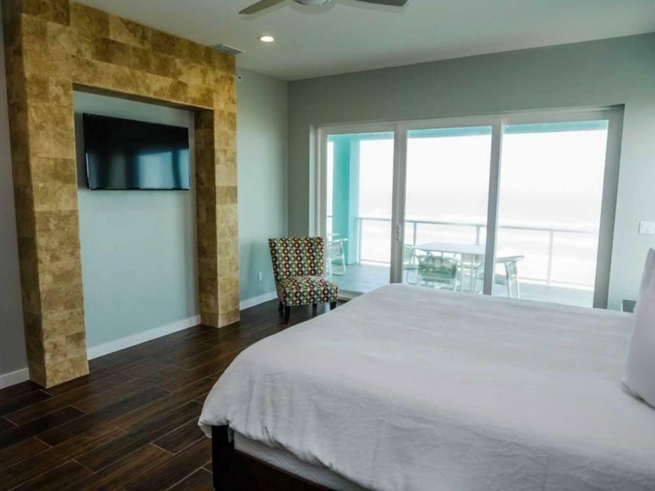 5 Bedroom Beachfront Condo - 3Rd Floor جنوب جزيرة بادري المظهر الخارجي الصورة