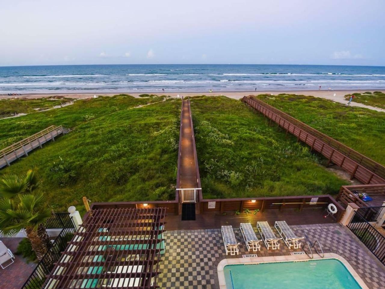 5 Bedroom Beachfront Condo - 3Rd Floor جنوب جزيرة بادري المظهر الخارجي الصورة